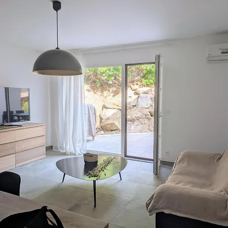 Confort à L'ile-rousse * LʼÎle-Rousse